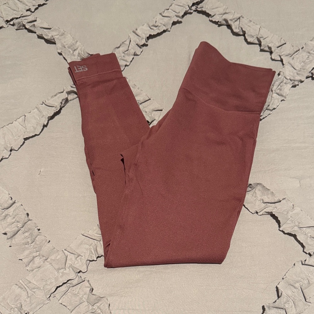 SET Active Mauve Pink Leggings